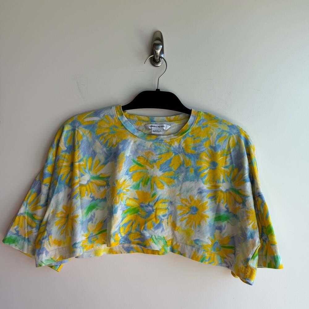 Urban Revivo Yellow and Blue Floral Print Boxy Crop Top
